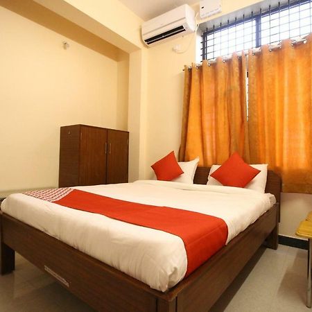 Oyo Flagship 30734 Jeevan Lodge ชิโมกา ภายนอก รูปภาพ