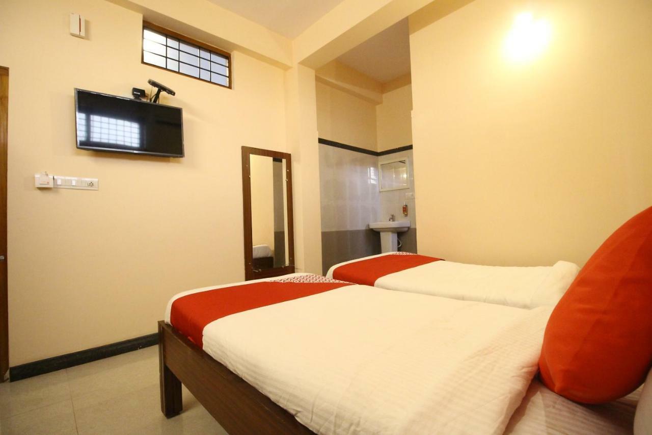 Oyo Flagship 30734 Jeevan Lodge ชิโมกา ภายนอก รูปภาพ
