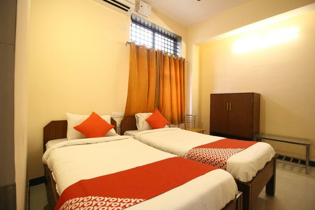 Oyo Flagship 30734 Jeevan Lodge ชิโมกา ภายนอก รูปภาพ