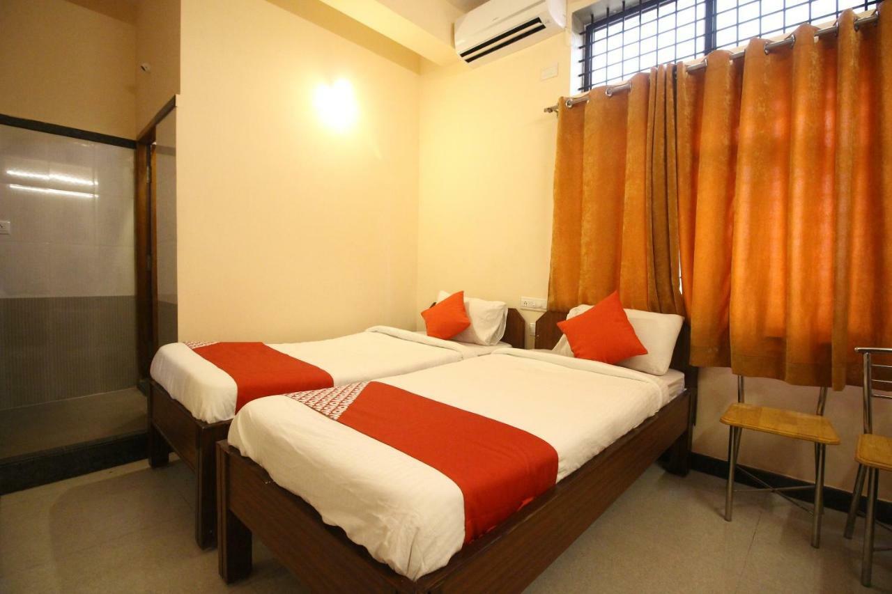 Oyo Flagship 30734 Jeevan Lodge ชิโมกา ภายนอก รูปภาพ